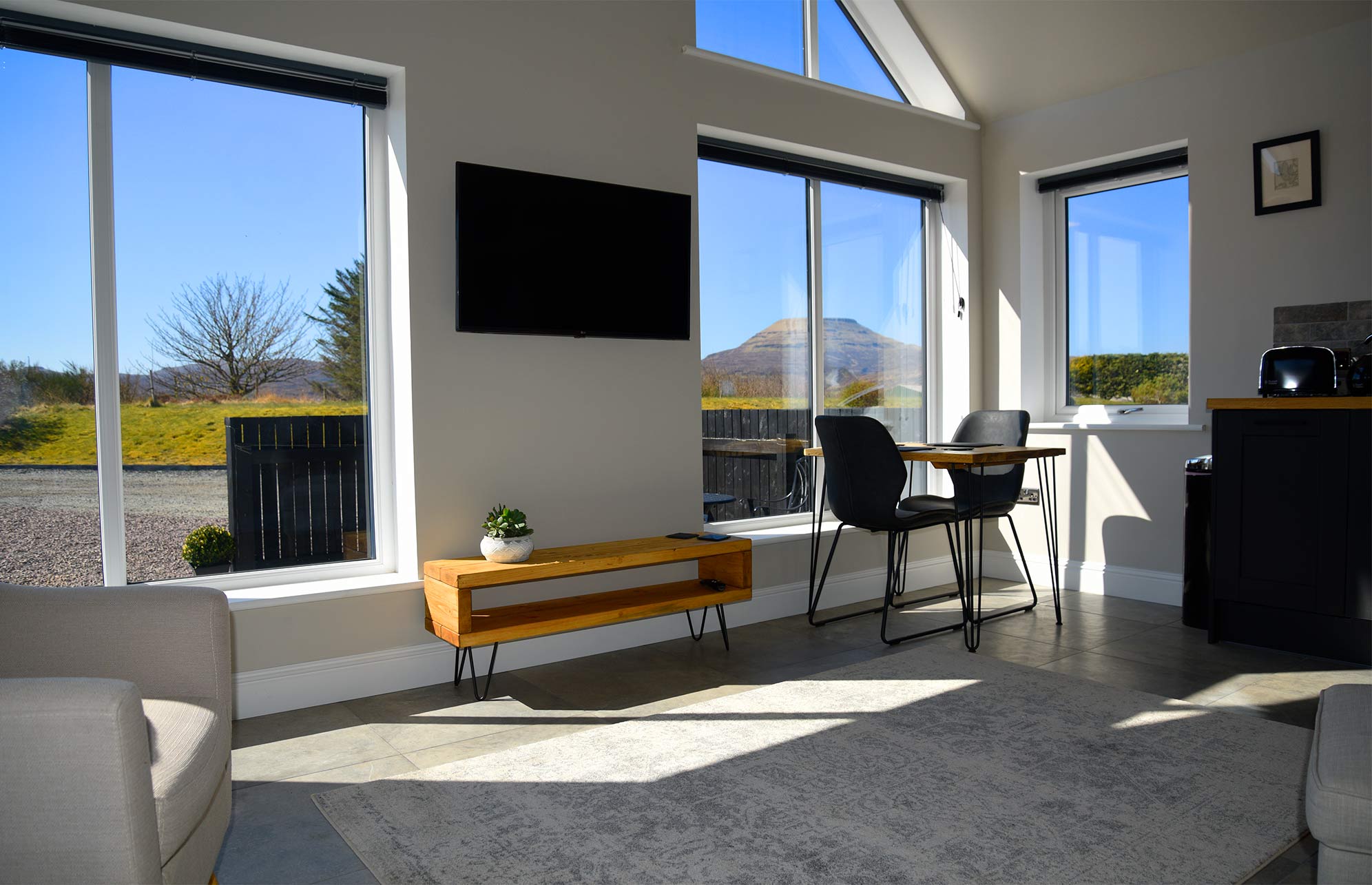 Braeside Bothy Self Catering Dunvegan Hot Tub parking WIFI